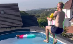 Dawsons Lido Dip for Crisis